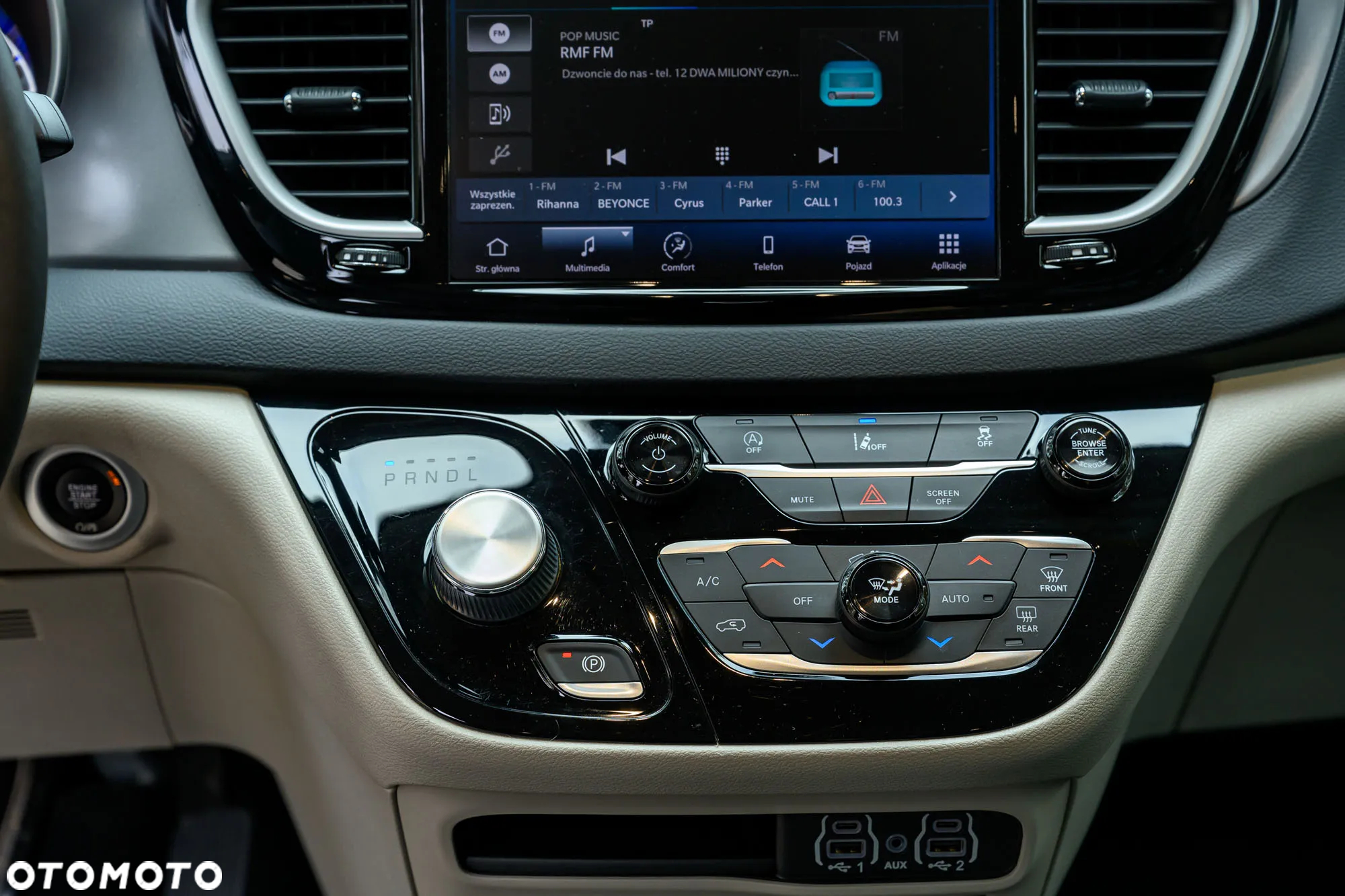 Chrysler Pacifica - 20