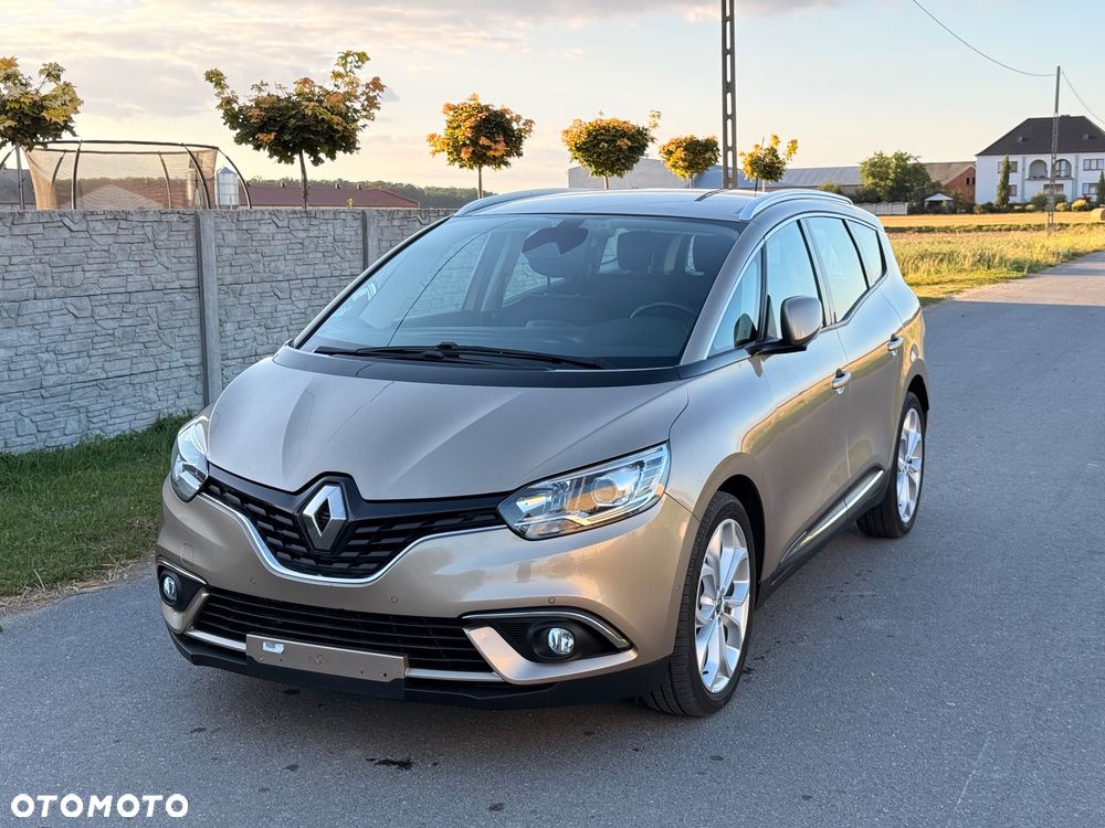 Renault Grand Scenic - 1