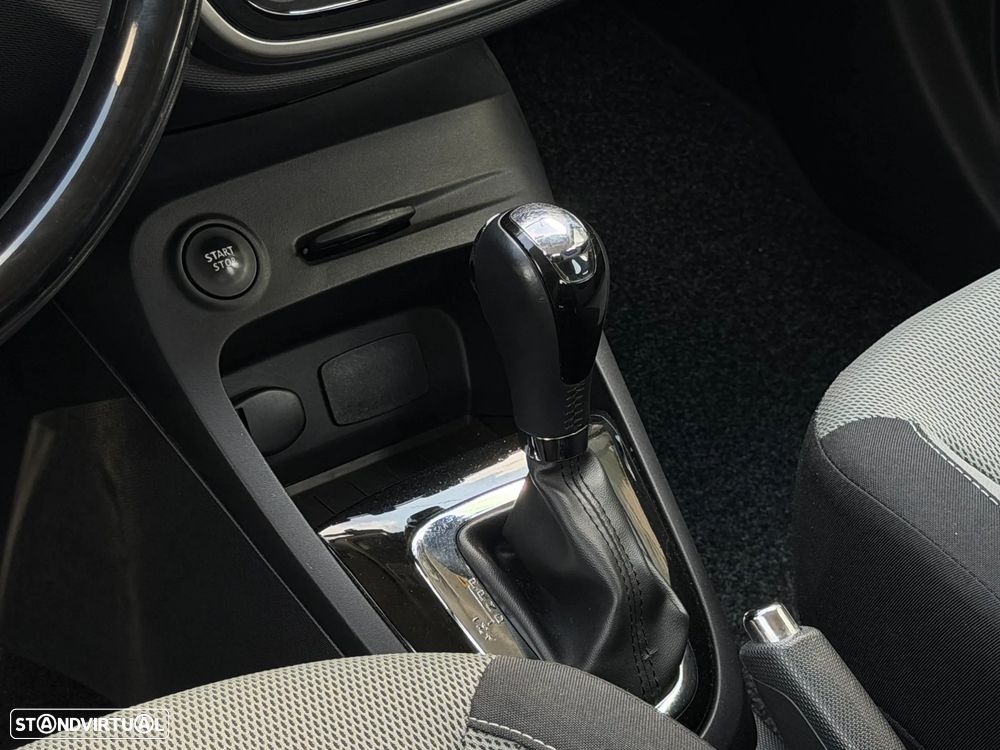Renault Captur dCi 90 EDC Dynamique - 27