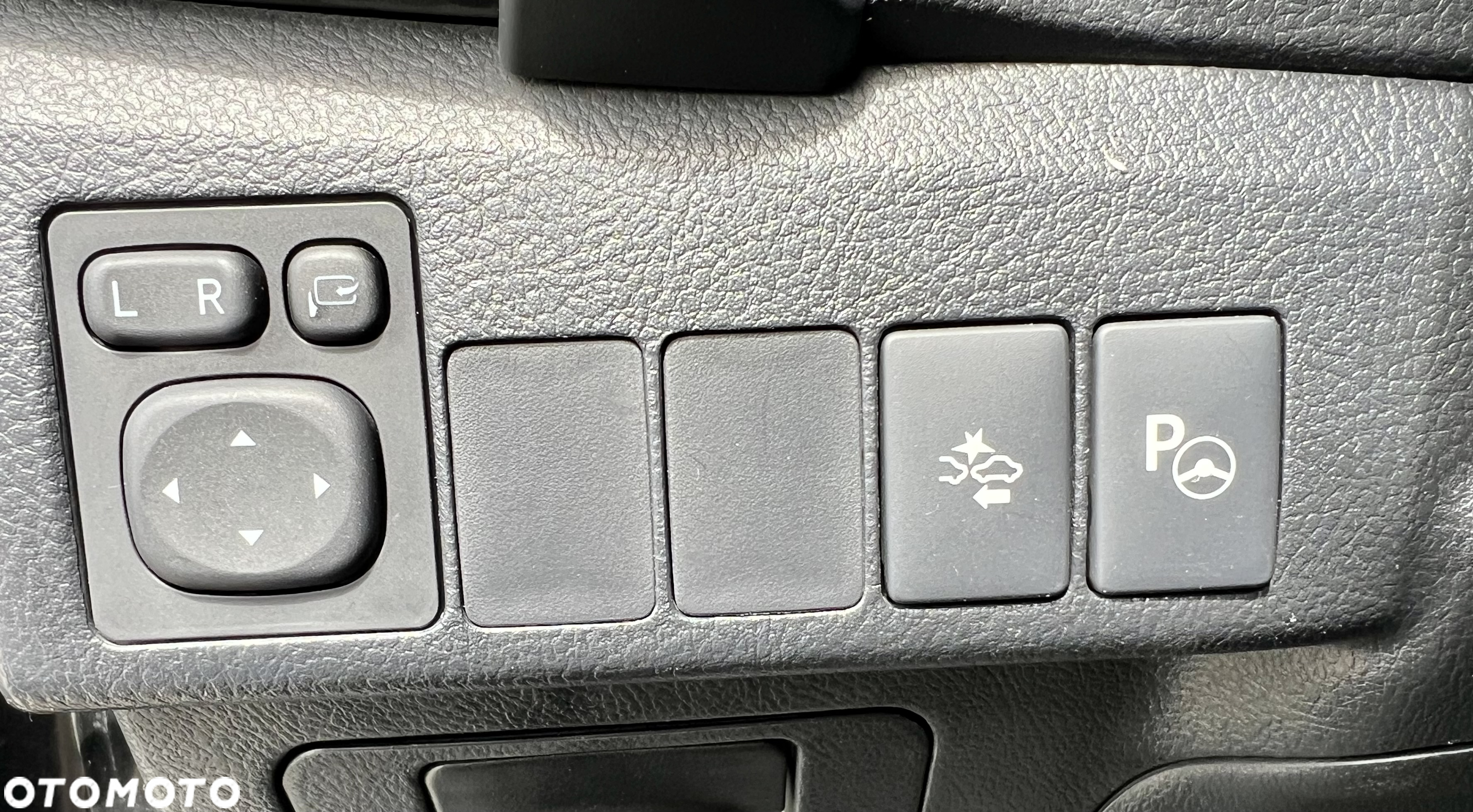 Toyota Auris 1.8 VVT-i Hybrid Automatik Executive - 29