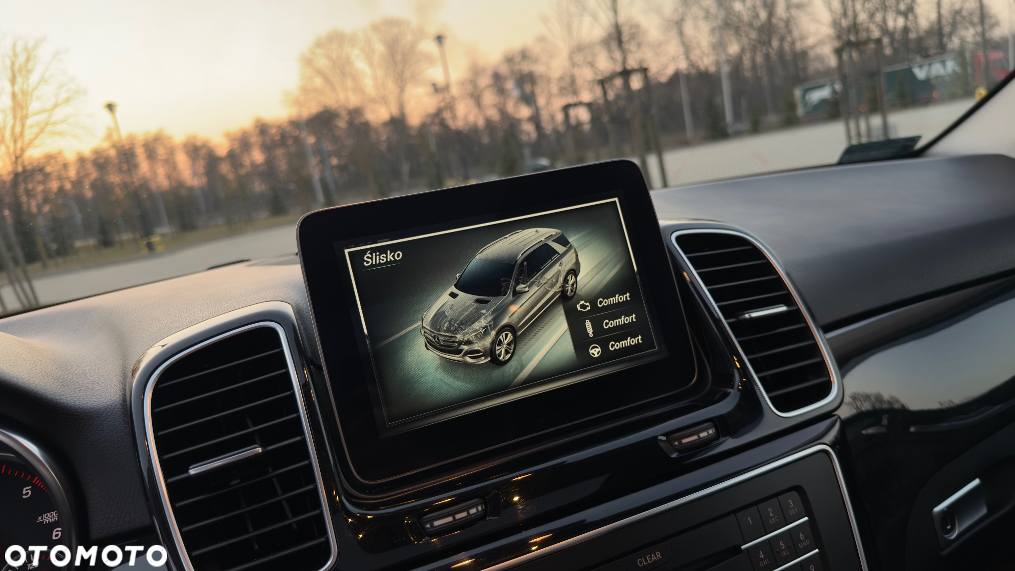 Mercedes-Benz GLE 350 d 4-Matic - 26