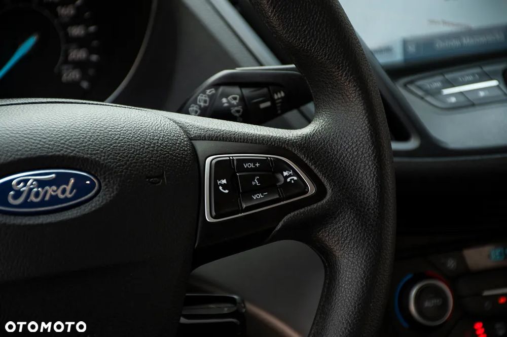Ford Kuga 1.5 EcoBoost 4x4 Titanium - 22