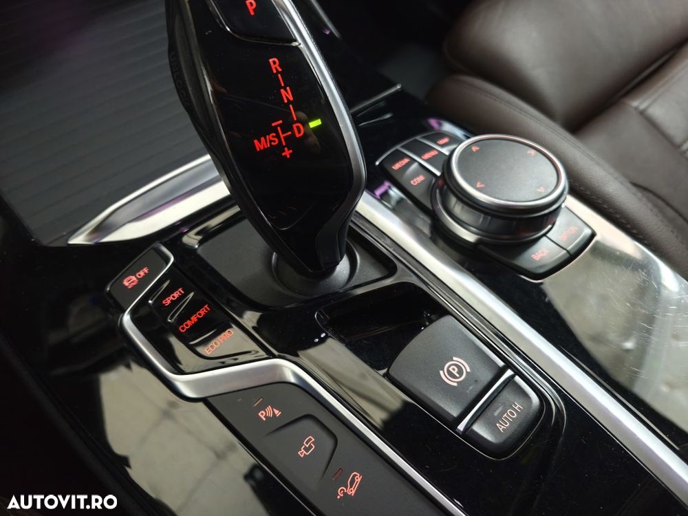 BMW X3 xDrive20d AT Luxury Line - 13