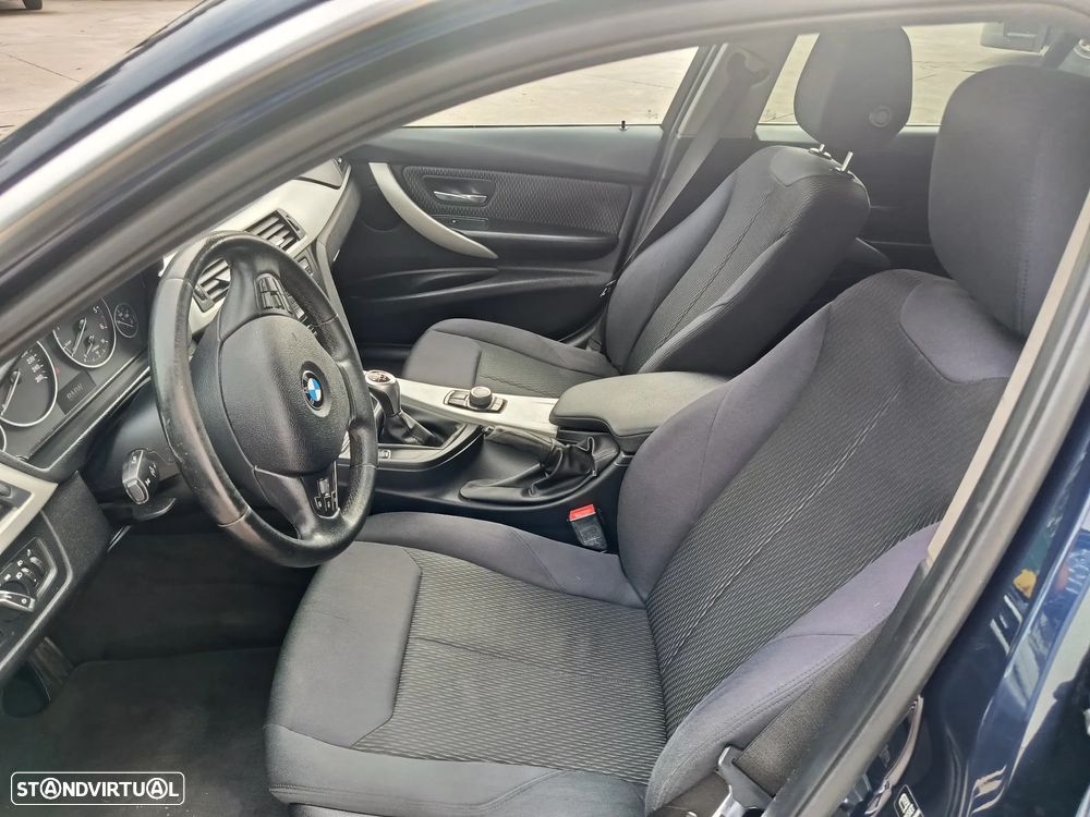 BMW 318 d Touring Line Modern - 6