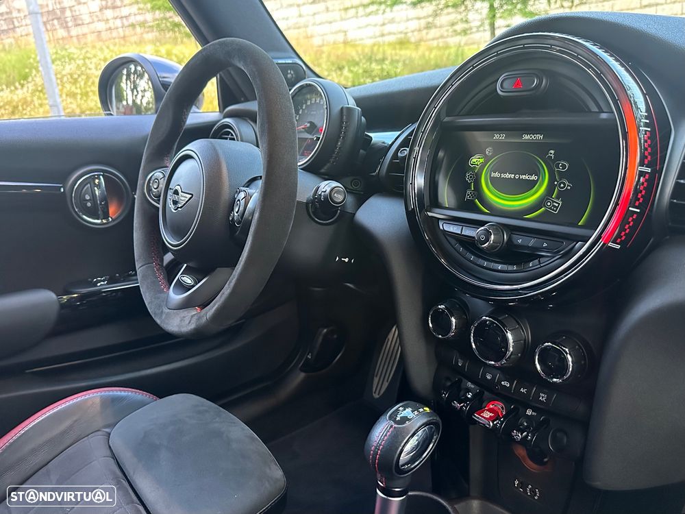 MINI 3 Portas John Cooper Works Auto Desportiva - 30