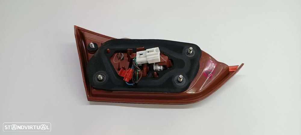 FAROLIM TRASEIRO DIREITO INFINITI Q50 Q50 - 3