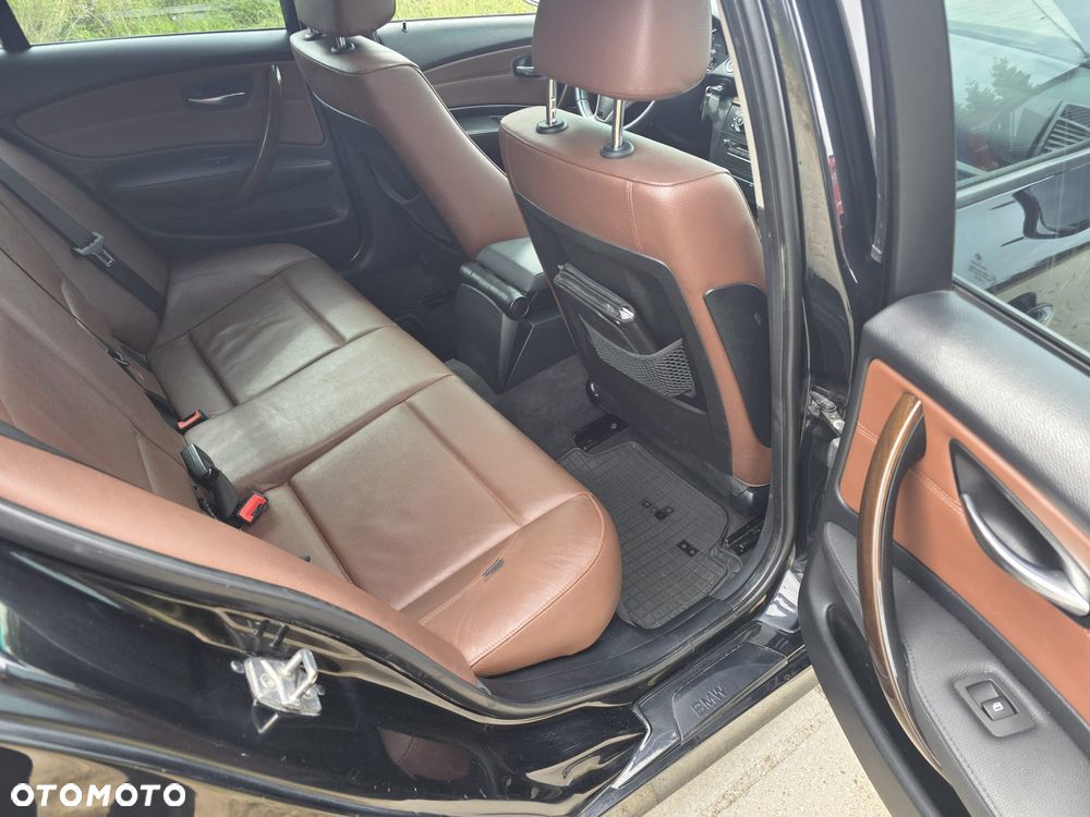 BMW Seria 1 120d - 8