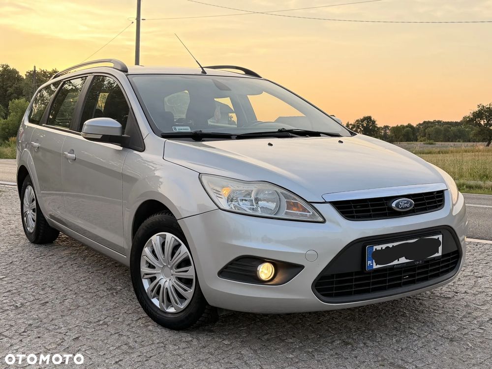 Ford Focus 1.6 Trend - 8