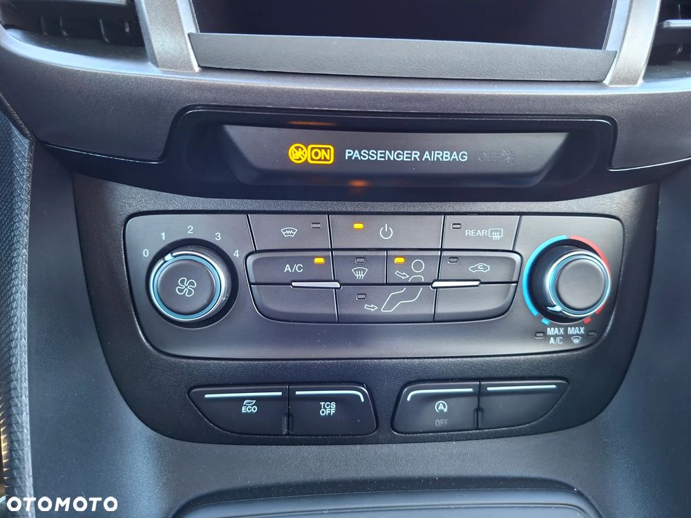 Ford Tourneo Connect 1.5 EcoBlue Titanium PowerShift - 34