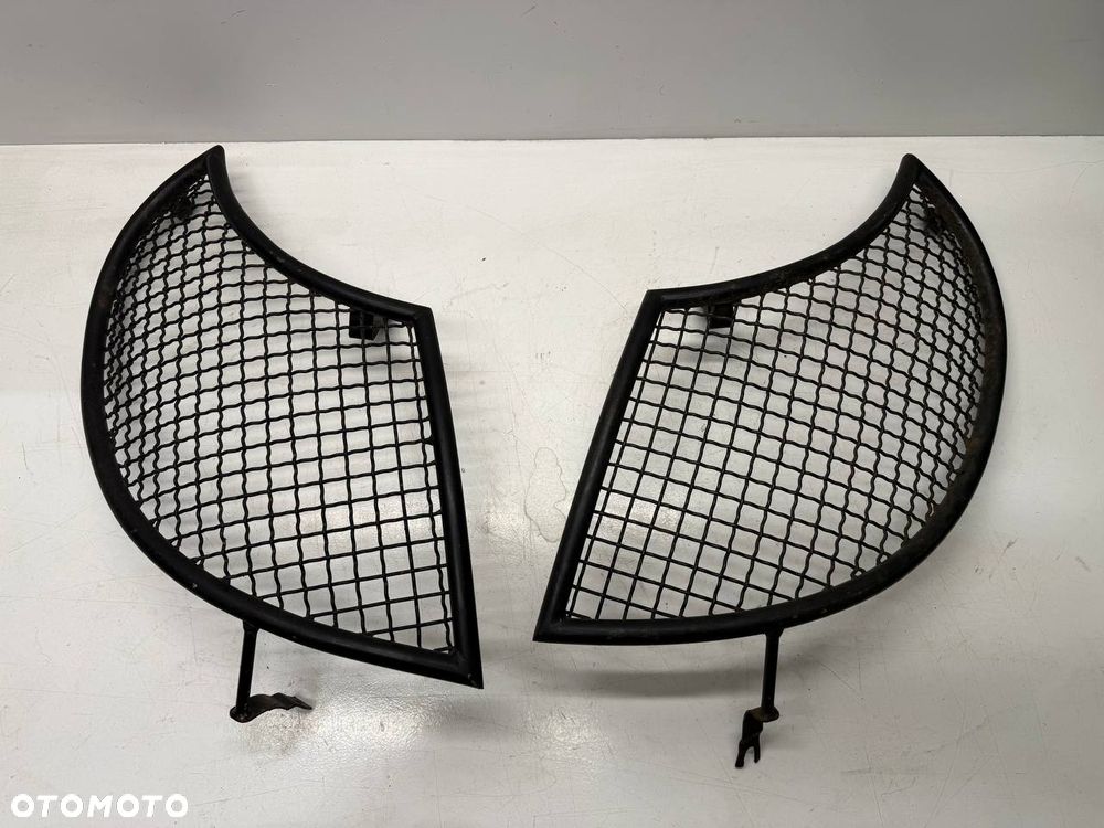 KRATA SIATKA OCHRONNA LAMPA PRZÓD DUCATO - 2