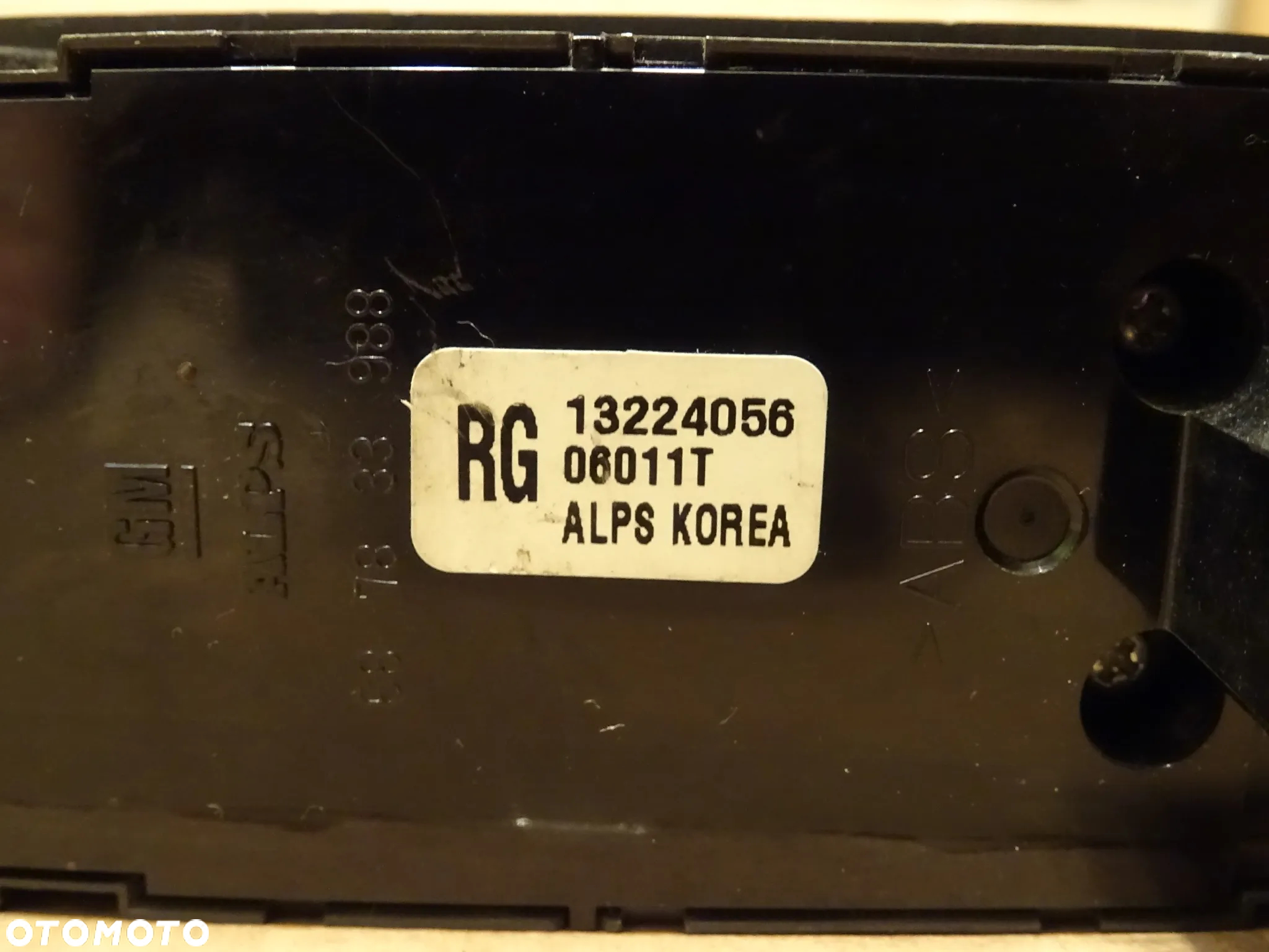 PANEL PRZEŁĄCZNIK SZYB LUSTER OPEL SIGNUM VECTRA C - 19