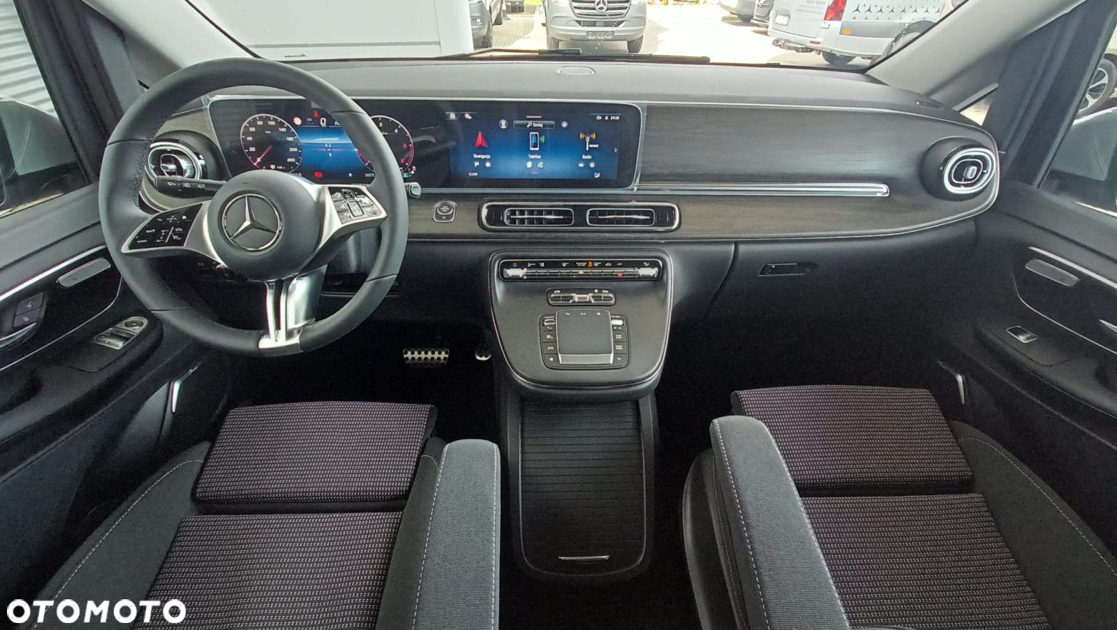 Mercedes-Benz Klasa V - 10