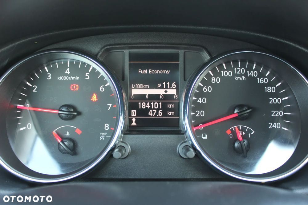 Nissan Qashqai 1.6 visia - 15