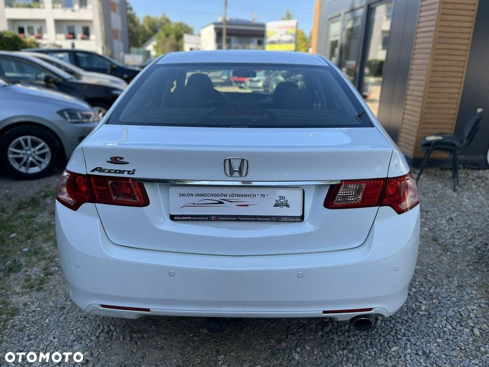 Honda Accord - 9