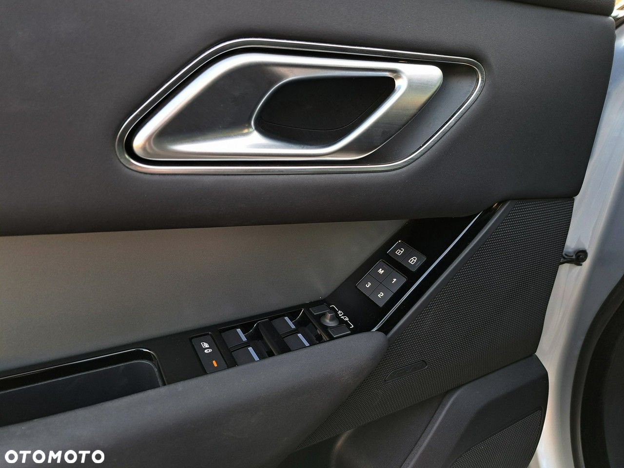 Land Rover Range Rover Velar - 15