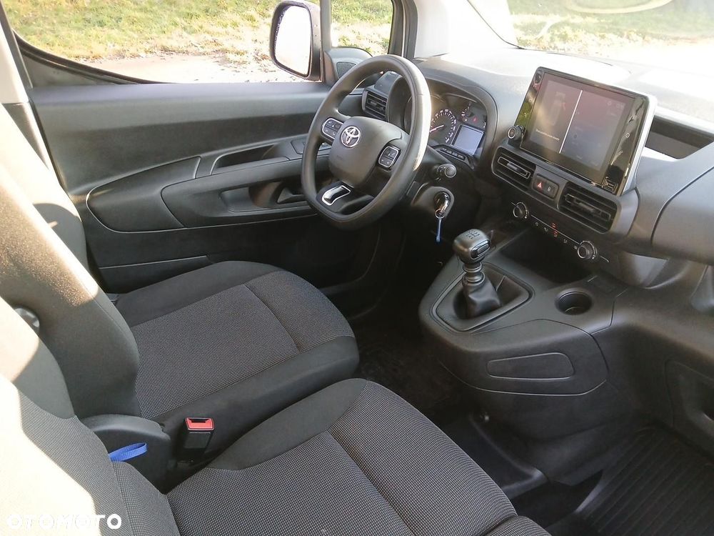 Toyota PROACE CITY - 17