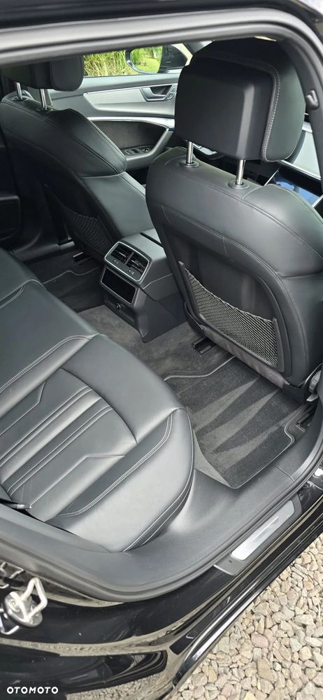 Audi A6 - 6