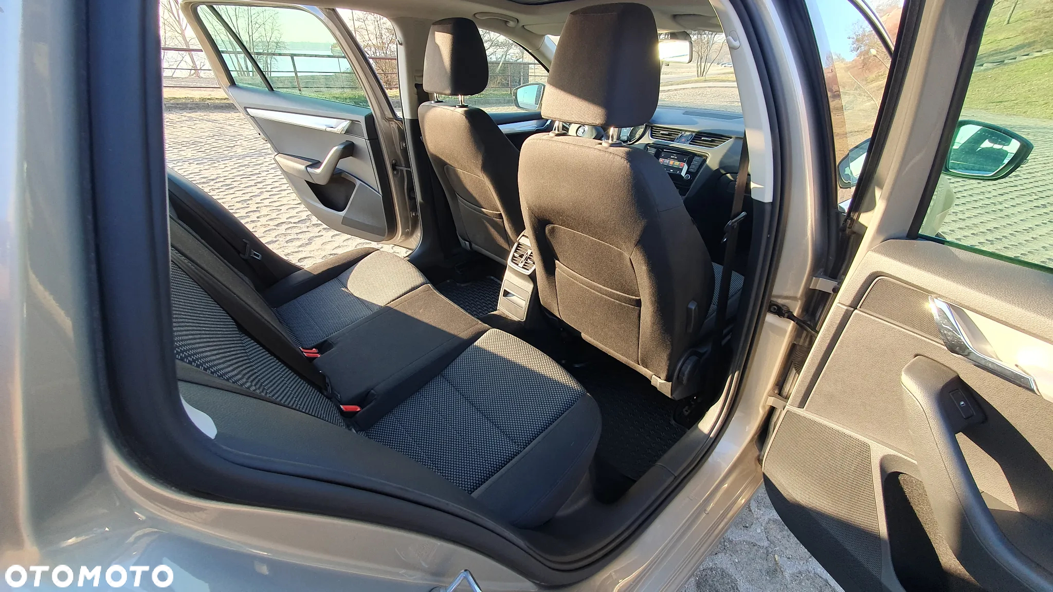 Skoda Octavia 1.4 TSI Ambition - 10