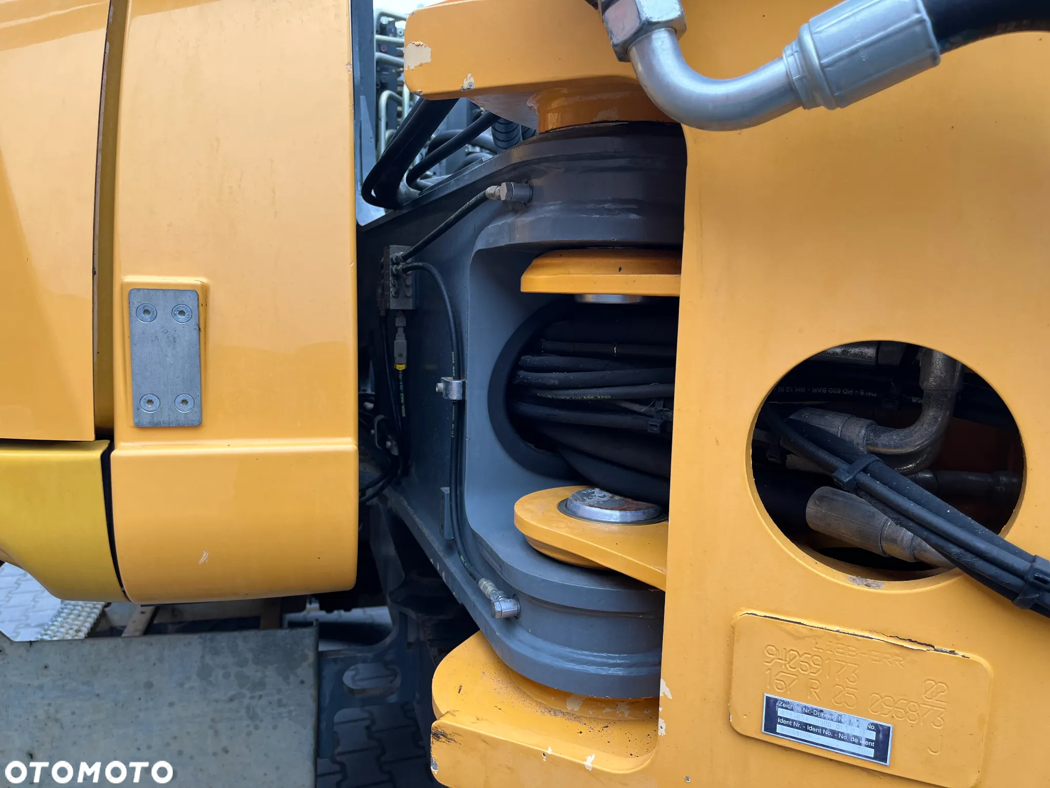 Liebherr A 910 COMPACT - 23