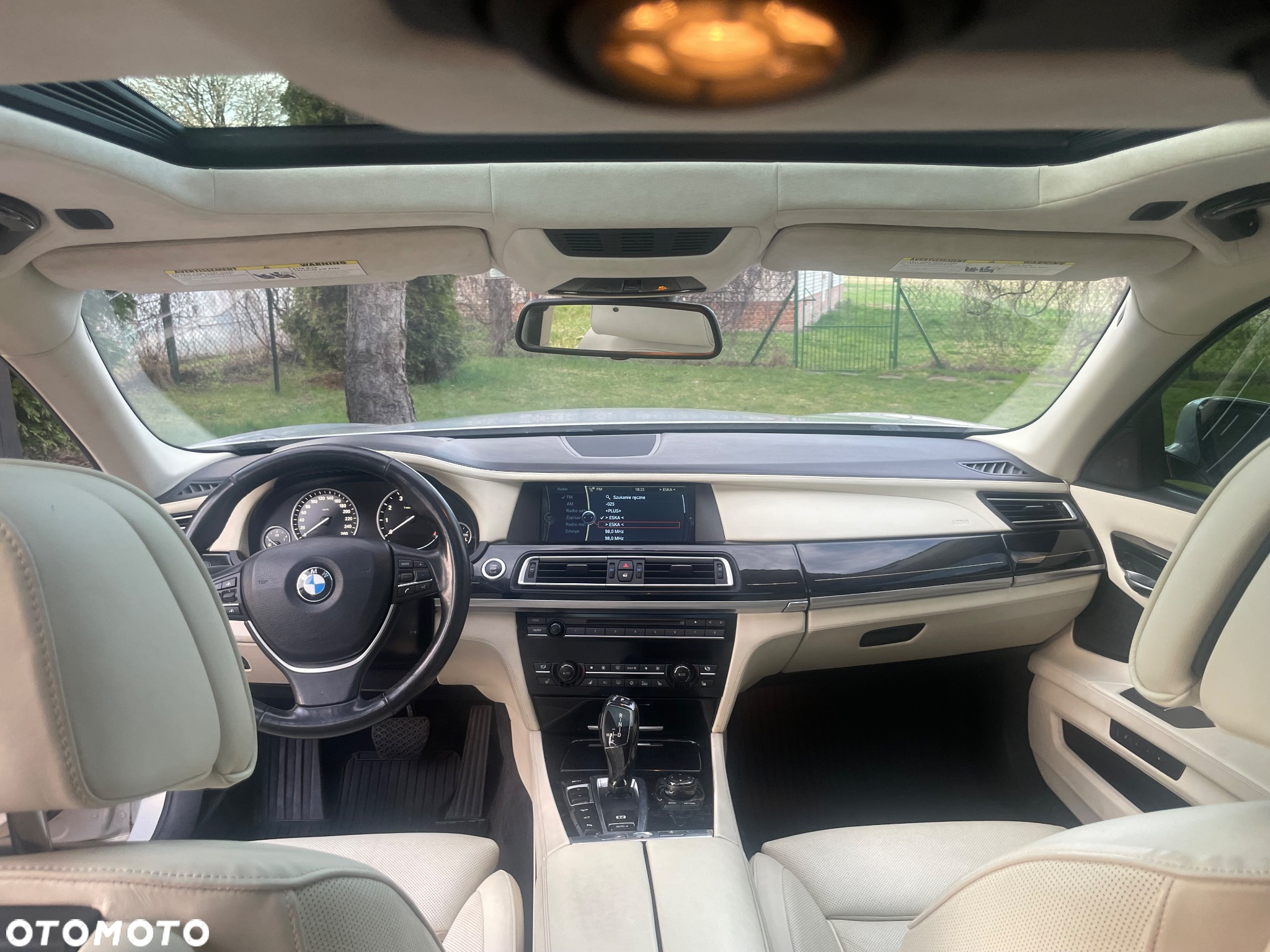 BMW Seria 7 750i L xDrive - 30