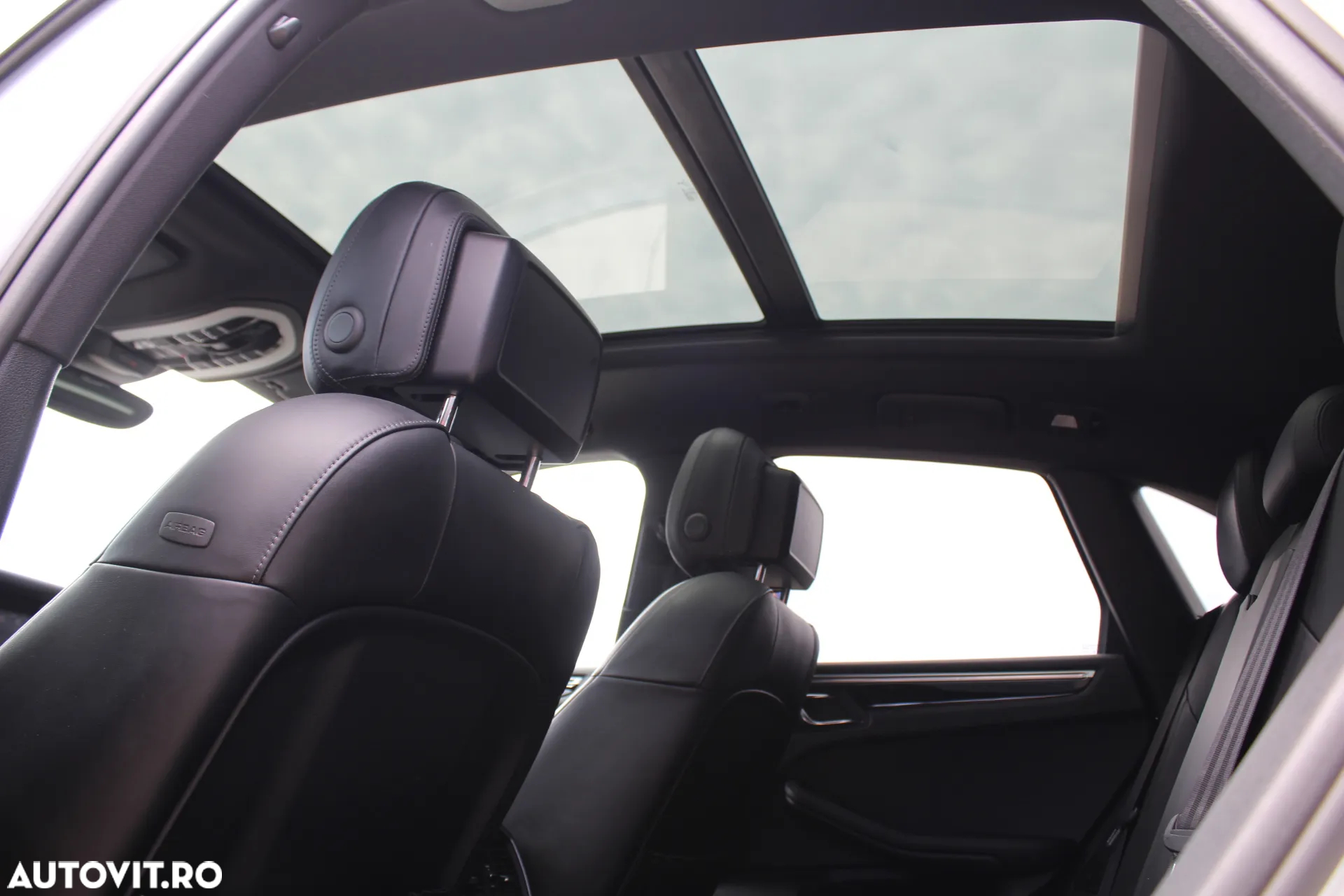 Porsche Macan Standard - 19