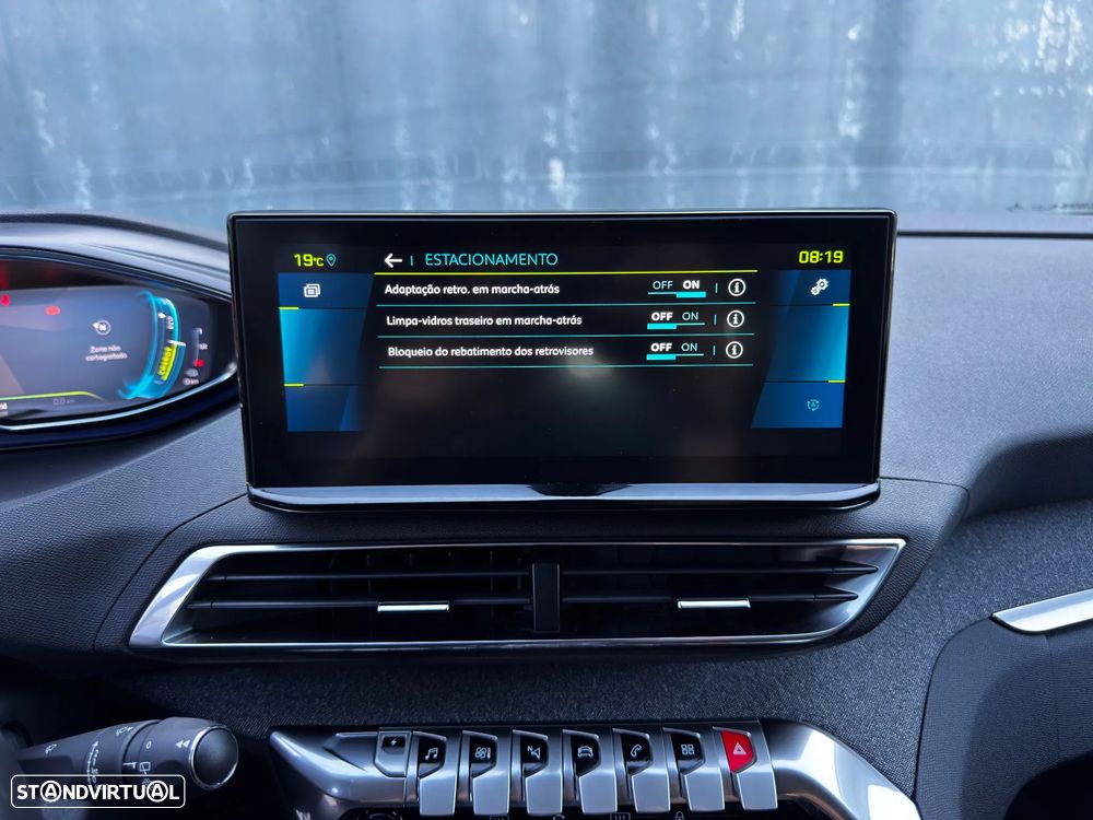 Peugeot 3008 1.6 Hybrid Allure e-EAT8 - 31