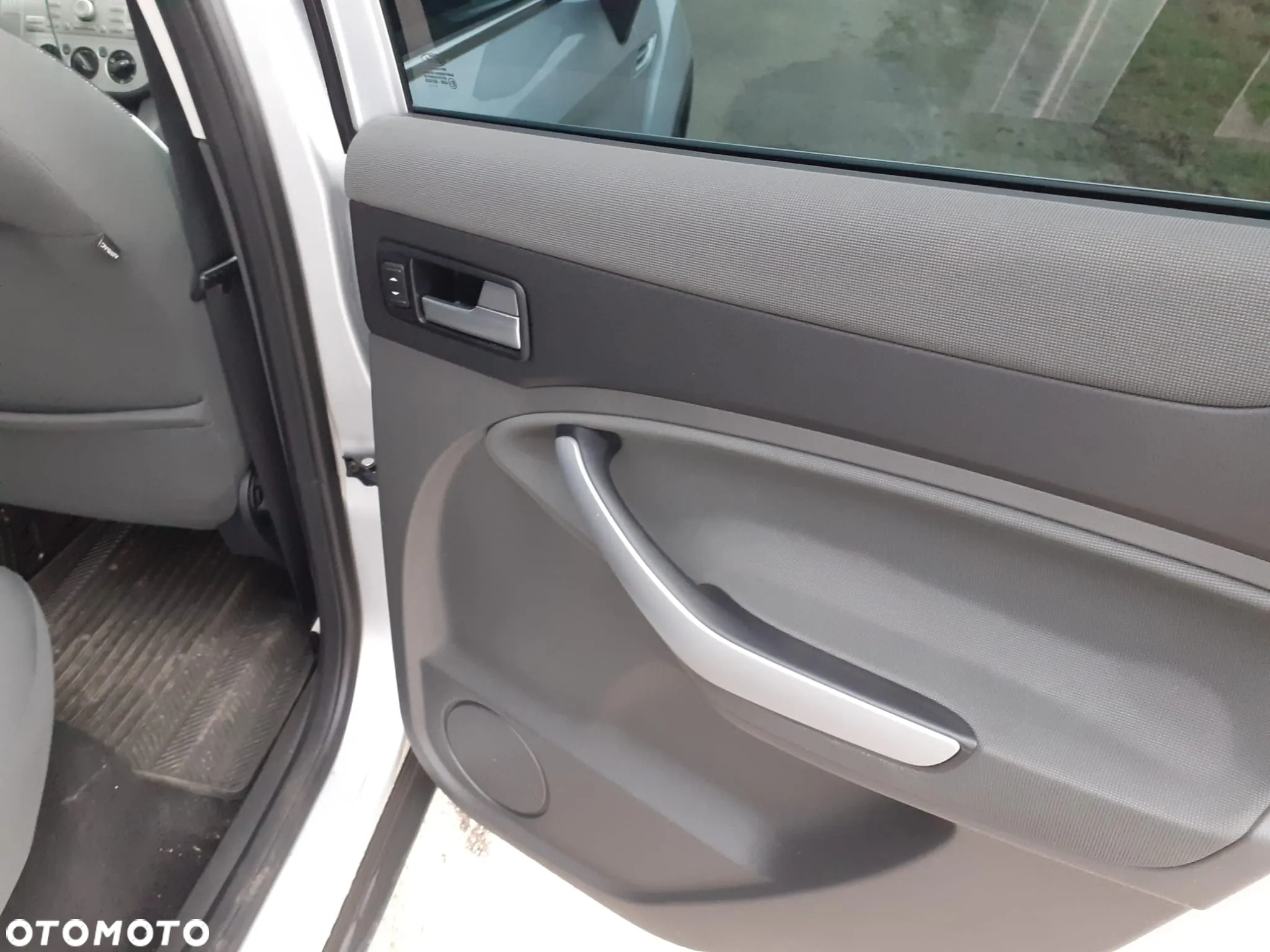 Ford Kuga 2.0 TDCi Individual - 16