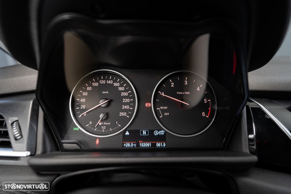 BMW 216 Active Tourer d Line Sport - 24
