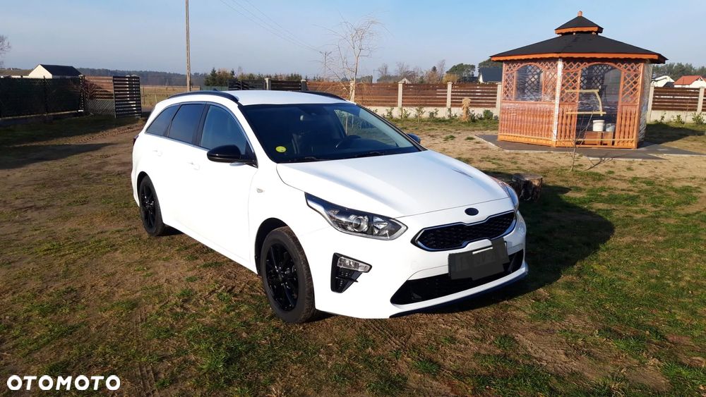 Kia Ceed 1.6 CRDi SCR M - 1