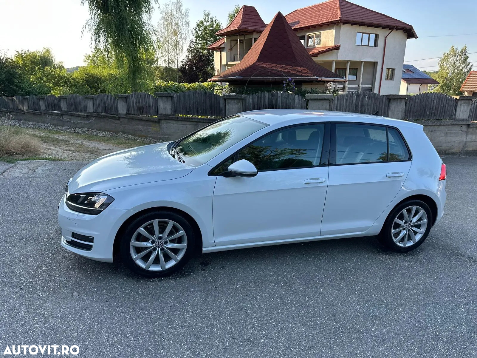 Volkswagen Golf 2.0 TDI (BlueMotion Technology) Highline - 3