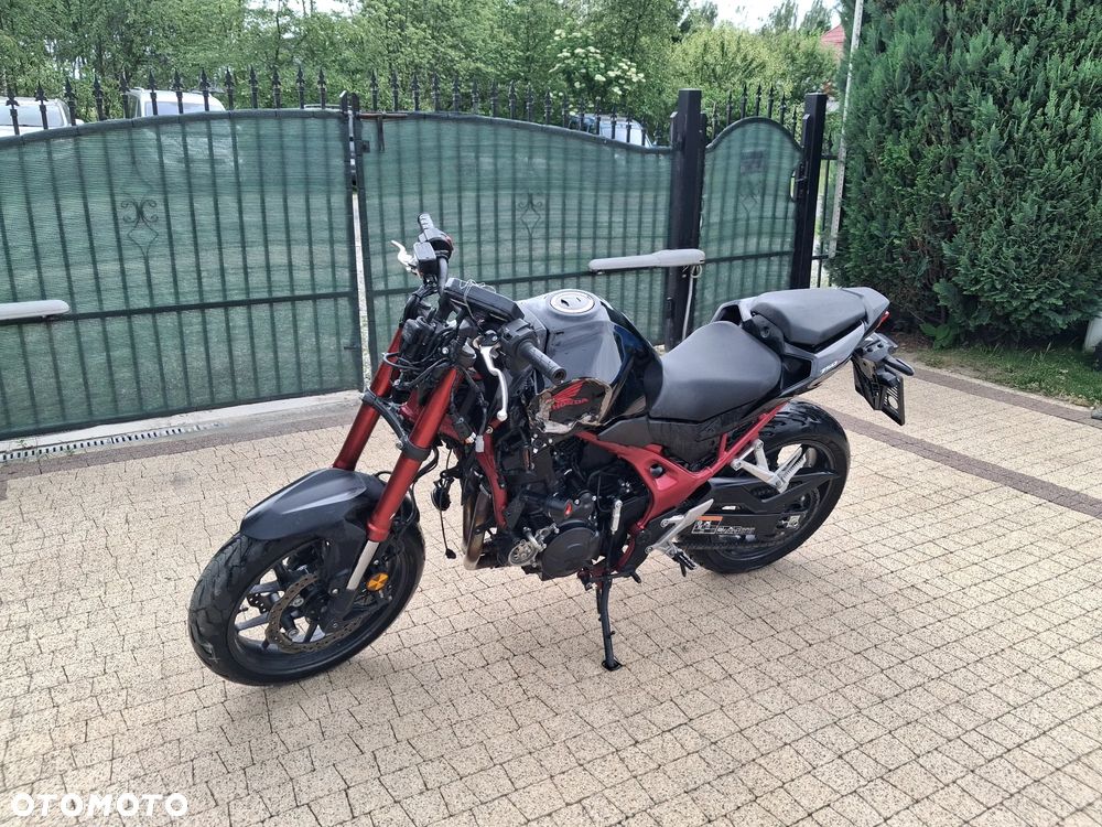 Honda CB - 4