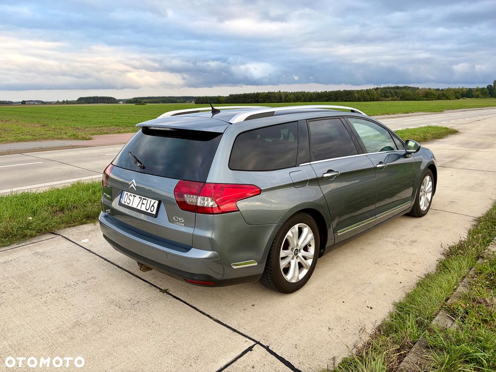 Citroen C5 2012 photo 3