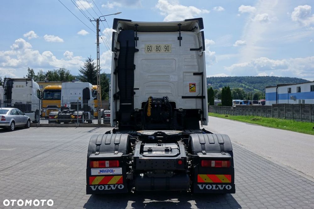 Volvo FH 500 GLOBETROTTER / EURO 6 / STANDARD / AUTOMAT / KLIMATYZACJA POSTOJOWA / LODÓWKA - 6