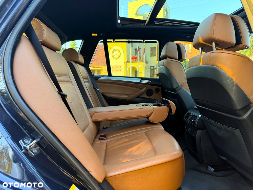 BMW X5 xDrive35d - 17