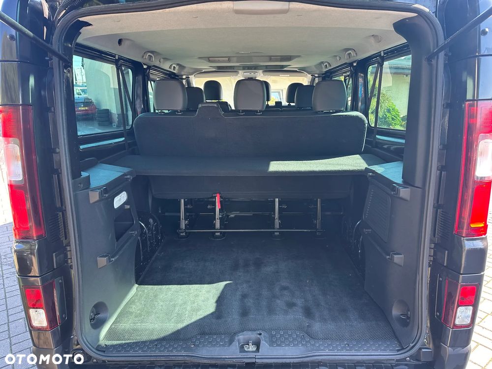 Renault Trafic - 10