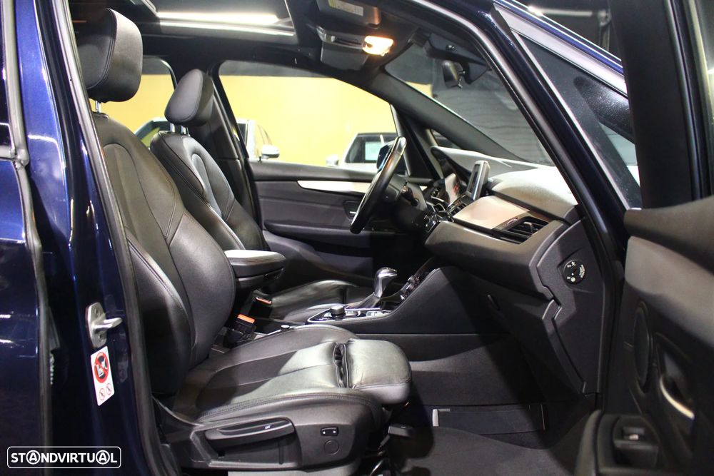BMW 218 Active Tourer d Line Sport Auto - 17
