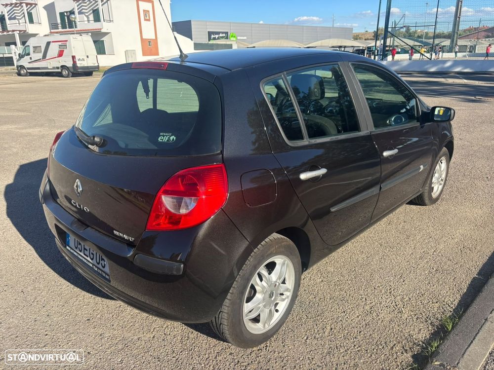 Renault Clio 1.5 dCi Confort - 7