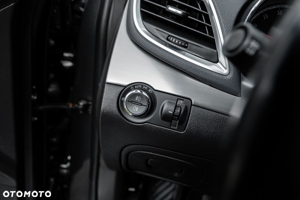 Opel Mokka 1.4 T Cosmo S&S 4x4 - 28