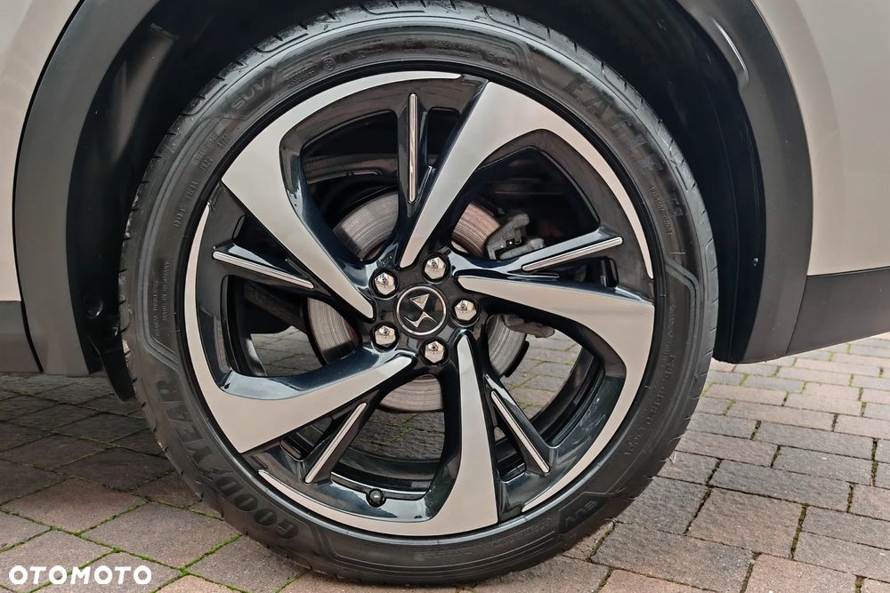 DS Automobiles DS 7 Crossback - 35