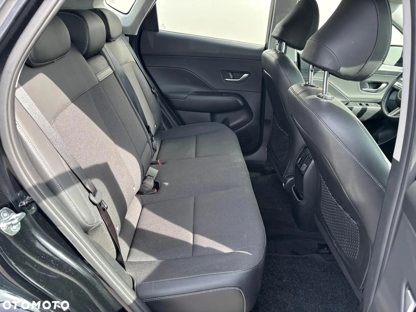 Hyundai Kona 1.6 GDI Hybrid Executive DCT - 11