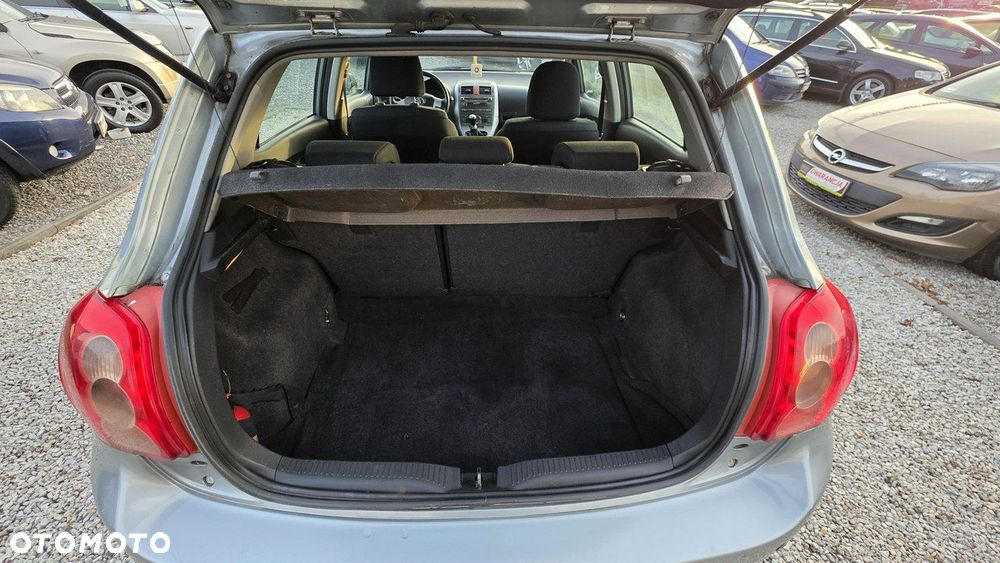 Toyota Auris - 29