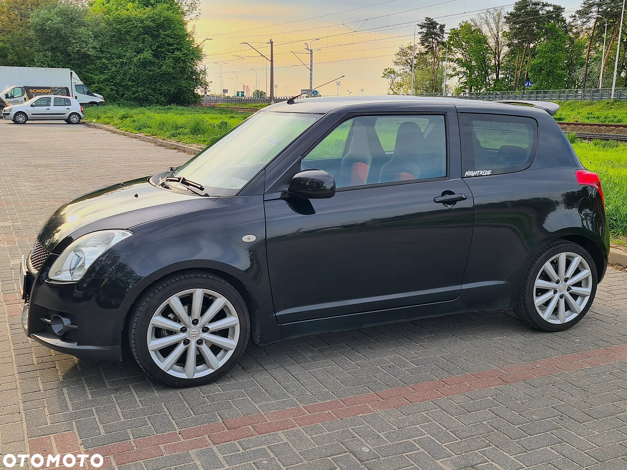 Suzuki Swift 1.6 Sport - 2