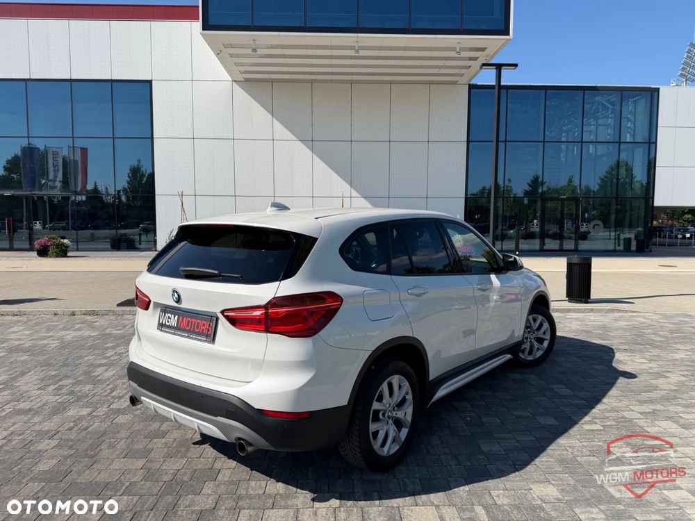 BMW X1 xDrive20i Advantage - 7