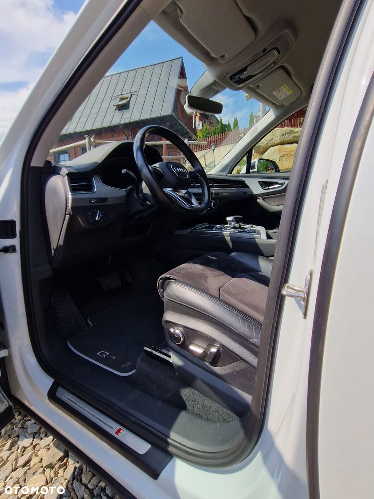 Audi Q7 - 12