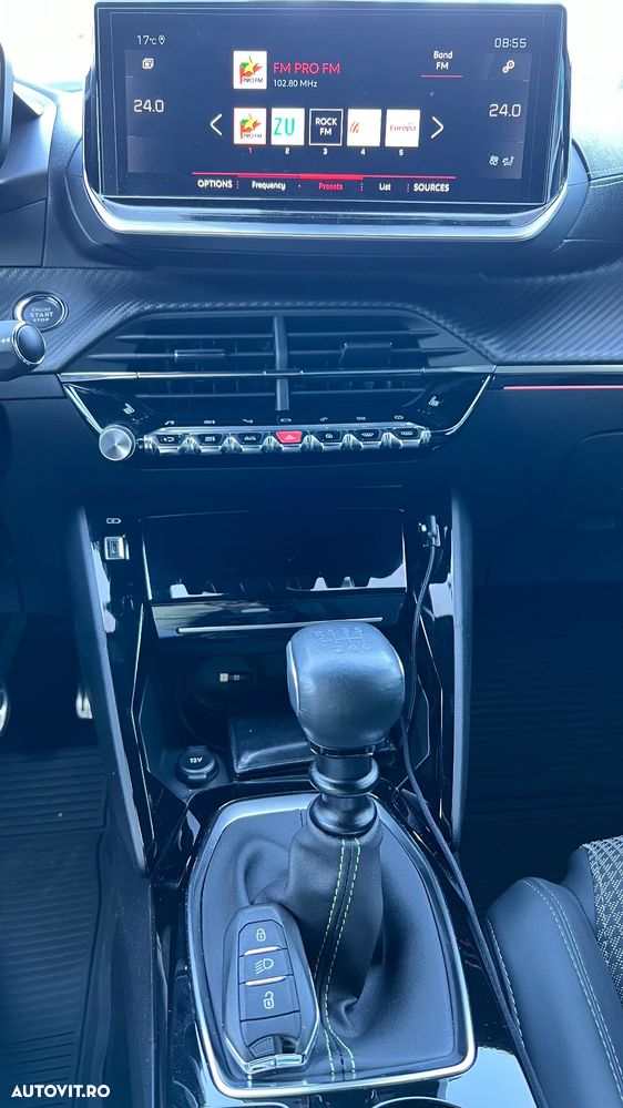 Peugeot 208 1.2 L PureTech STT GT - 13