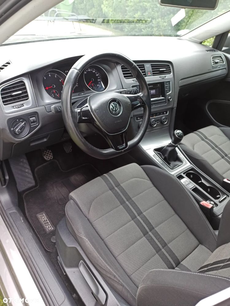 Volkswagen Golf 1.2 TSI BMT Trendline - 12