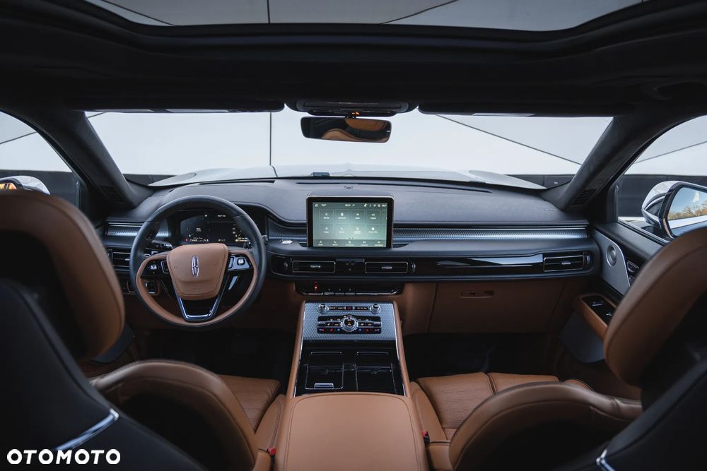 Lincoln Aviator - 18