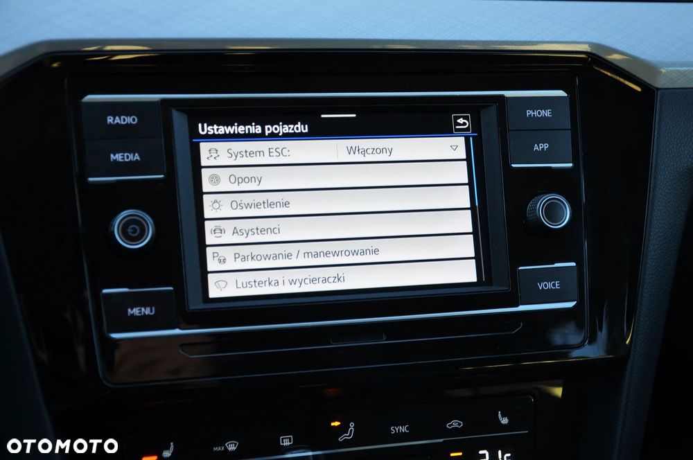 Volkswagen Passat 2.0 TDI EVO Business DSG - 30