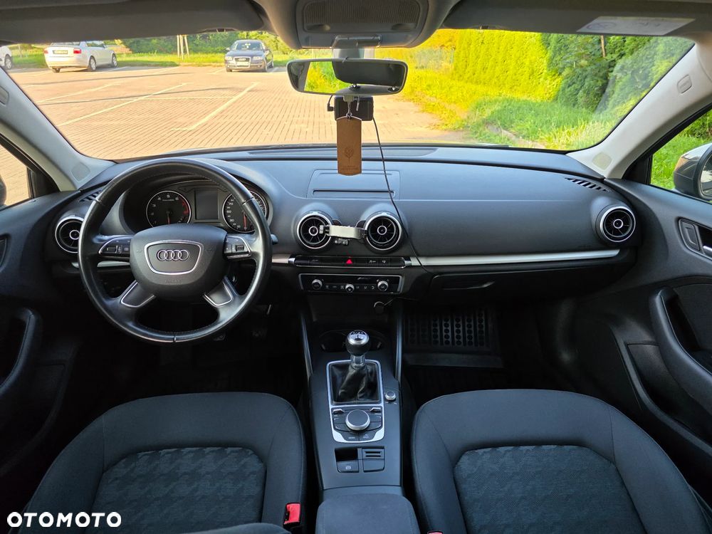 Audi A3 Sportback - 14
