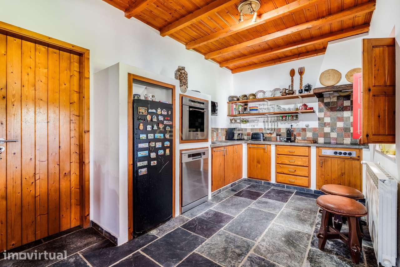 Moradia na Costa Alentejana de 4 Quartos e Arquitetura Tradicional com - Grande imagem: 5/43